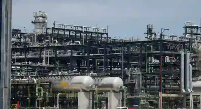 Nigeria Becomes Net Petrol Exporter as Dangote Refinery Expands Capacity