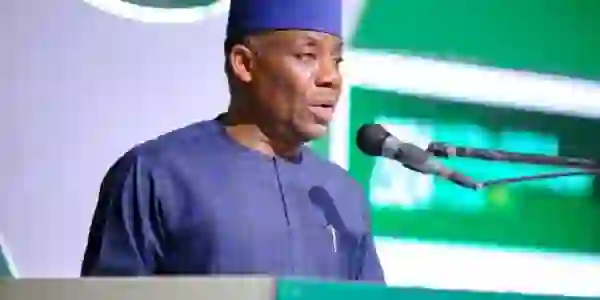Nigeria Bans Honorary Degree Recipients From Using ‘Dr’ Title Nigeria Bans Honorary Degree Recipients From Using 'Dr' Title