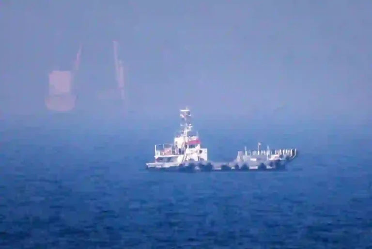 Hormuz Strait Stays Shut Until US Halts Aggression – Iran’s IRGC Hormuz Strait Stays Shut Until US Halts Aggression – Iran's IRGC
