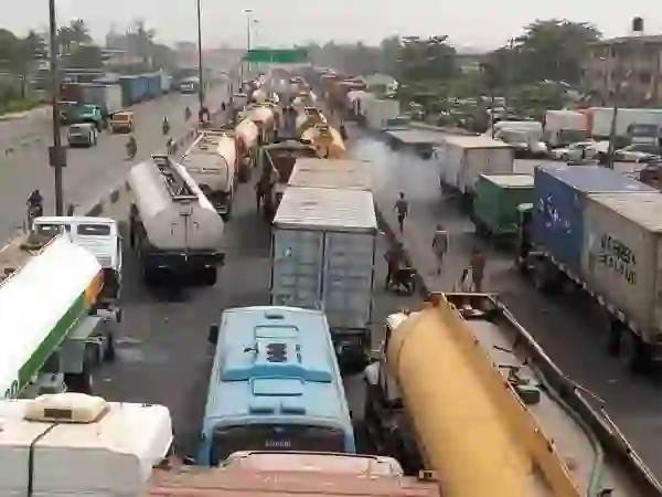 Tankers, Cartels, Agencies Fuel Endless Apapa-Kirikiri Gridlock Tankers, Cartels, Agencies Fuel Endless Apapa-Kirikiri Gridlock