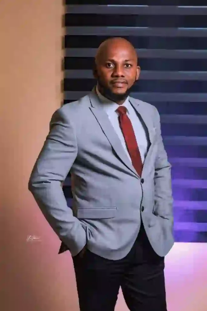 Prophet Alex Ugochukwu predicts Peter Obi’s 2027 victory, warns of Imo ‘plane crash,’ violent transition | By Blaise Udunze Prophet Alex Ugochukwu predicts Peter Obi’s 2027 victory, warns of Imo ‘plane crash,’ violent transition | By Blaise Udunze