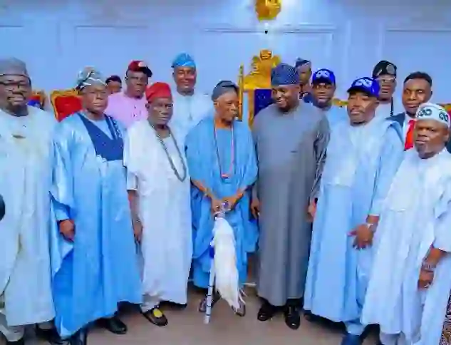 APC Campaign Council Visits Olubadan Ladoja, Seeks Support for Tinubu’s 2027 Re-election APC Campaign Council Visits Olubadan Ladoja, Seeks Support for Tinubu’s 2027 Re-election